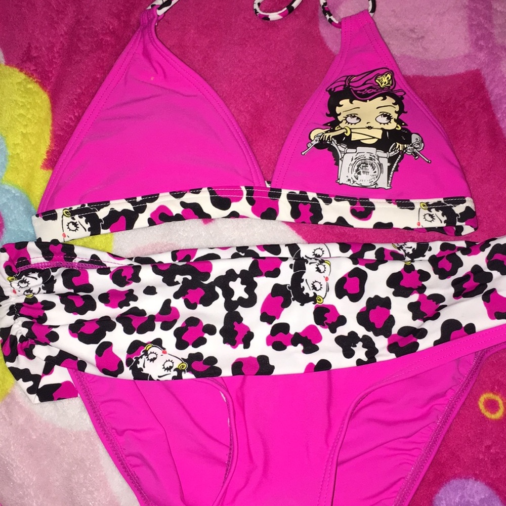 Betty Boop Swimsuit 🎁NWT🎁